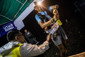 BIB: 168
                            <button type="button" onclick="openModal(22791774)" class="btn btn-primary btn-sm float-right btn-popup" data-toggle="modal" data-target=".modal-high-quality">
                        <i class="fas fa-shopping-cart"></i> Add to Cart
                    </button>
                                            <button type="button" onclick="isThisMe(22791774, true)" class="btn btn-success btn-sm float-right btn-popup btn-isme hidden" data-toggle="tooltip" data-placement="bottom" title="นี่คือรูปของคุณใช่ไหม คลิกที่นี่เพื่อเอาเข้าอัลบั้ม">
                        <i class="fas fa-plus"></i> Add to album
                    </button>
                    <button type="button" onclick="isThisMe(22791774, false)" class="btn btn-warning btn-sm float-right btn-popup btn-isnotme hidden">
                        <i class="fas fa-ban"></i> Remove from album
                    </button>